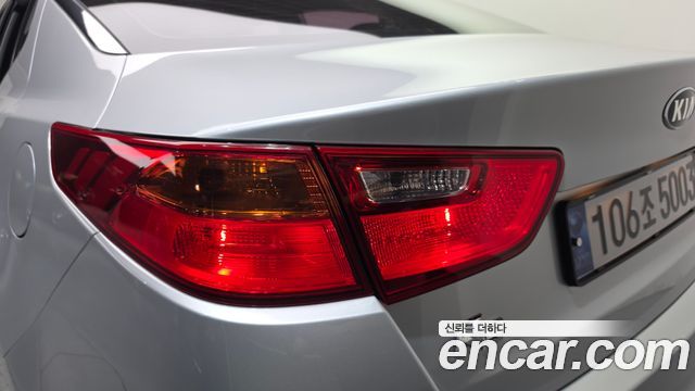 Kia K5 2015 — photo 9