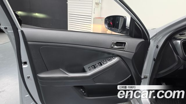 Kia K5 2015 — photo 14