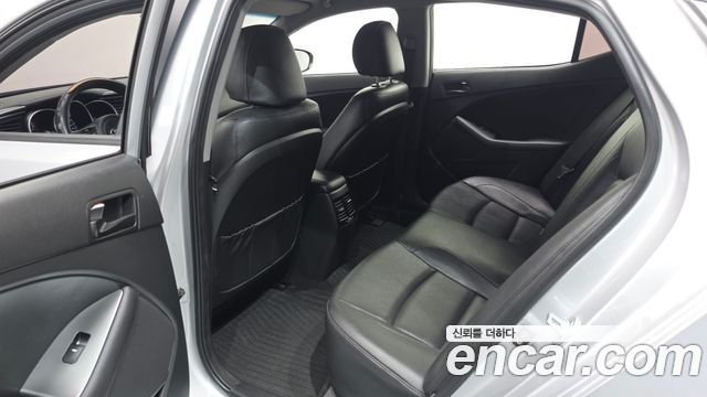 Kia K5 2015 — photo 16