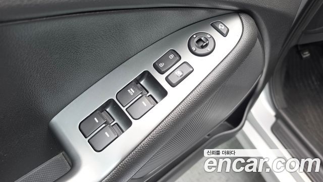 Kia K5 2015 — photo 28