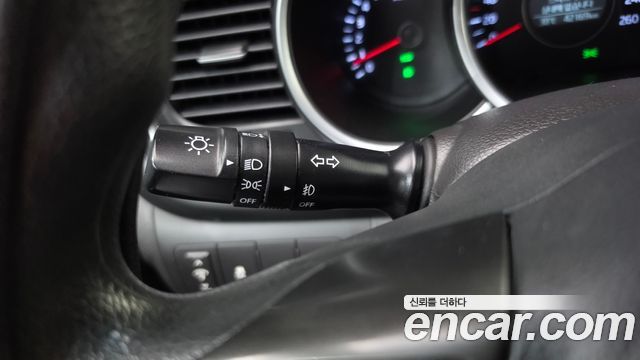 Kia K5 2015 — photo 31