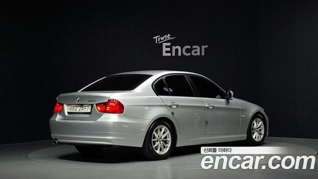 BMW 3-Series 2012 — photo 2