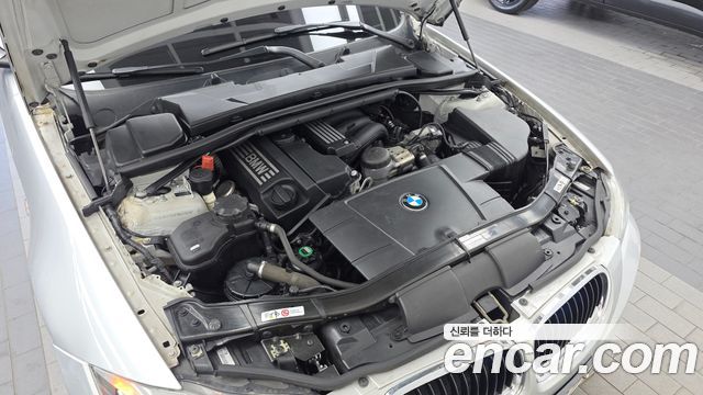 BMW 3-Series 2012 — photo 6