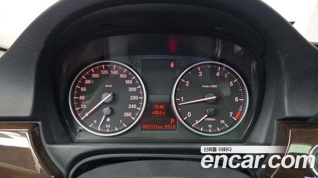BMW 3-Series 2012 — photo 8