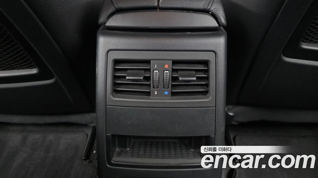 BMW 3-Series 2012 — photo 19