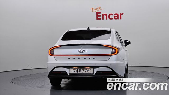 Hyundai Sonata 2021 — photo 4
