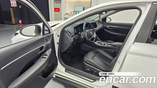 Hyundai Sonata 2021 — photo 10