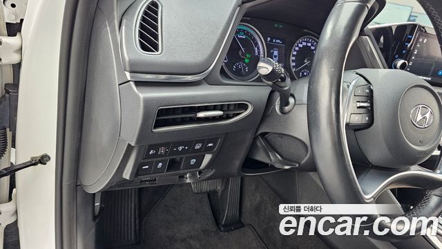 Hyundai Sonata 2021 — photo 17