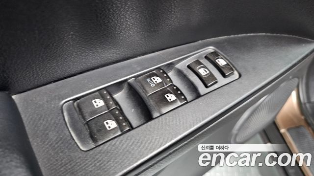 KG Mobility KORANDO 2014 — photo 27