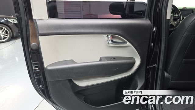 Kia RAY 2017 — photo 15