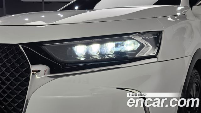 Citroën / DS DS7 2019 — photo 8