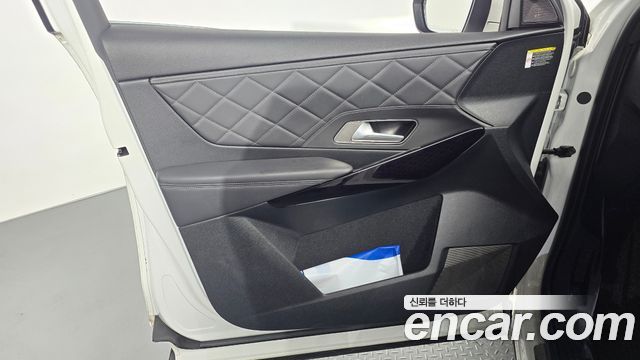 Citroën / DS DS7 2019 — photo 14