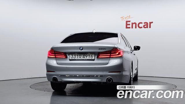 BMW 5-Series 2020 — photo 4
