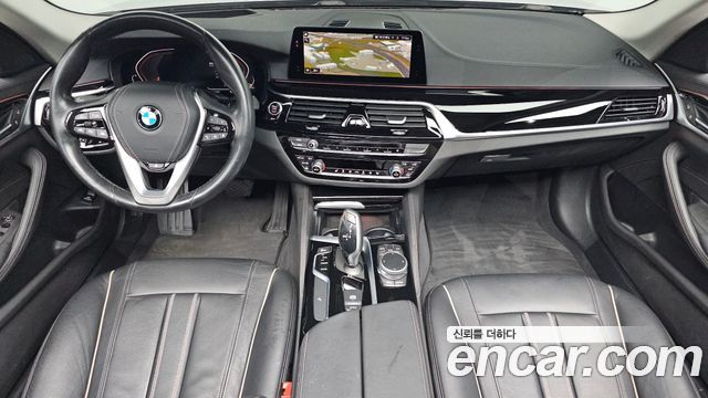 BMW 5-Series 2020 — photo 7
