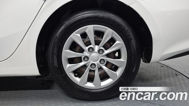 Kia K3 2019 — photo 7