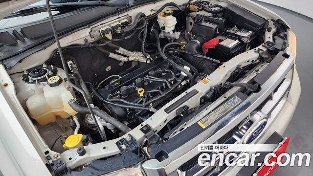 Ford Escape 2011 — photo 6