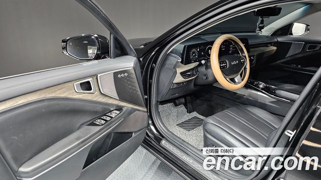 Kia K8 2023 — photo 13