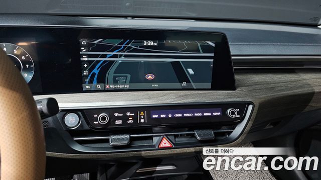 Kia K8 2023 — photo 19