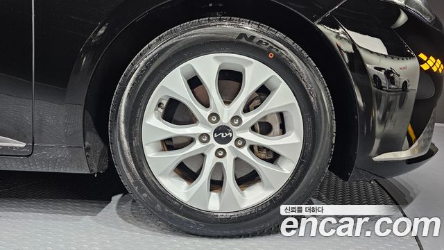 Kia K8 2023 — photo 7