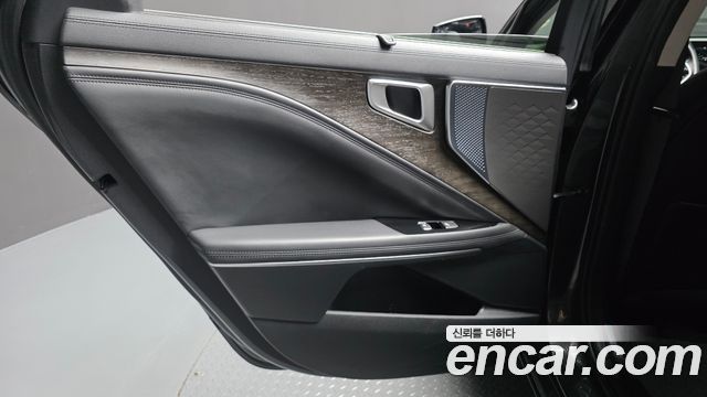 Kia K8 2023 — photo 15