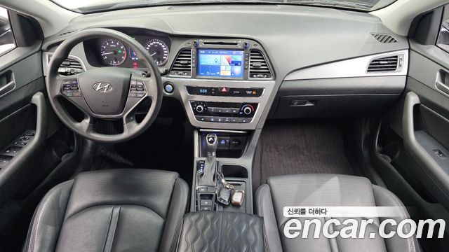 Hyundai Sonata 2017 — photo 10