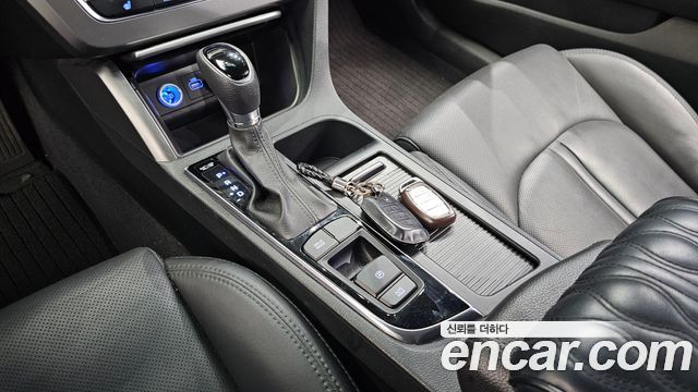 Hyundai Sonata 2017 — photo 12