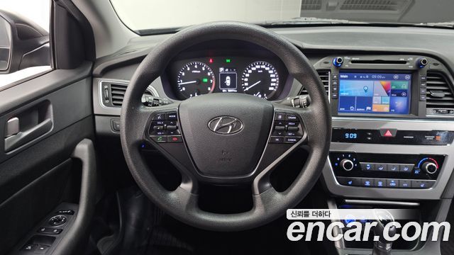 Hyundai Sonata 2017 — photo 19