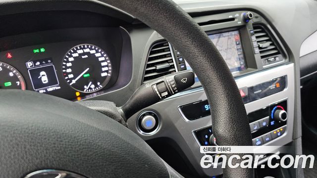 Hyundai Sonata 2017 — photo 24