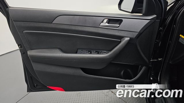 Hyundai Sonata 2017 — photo 14