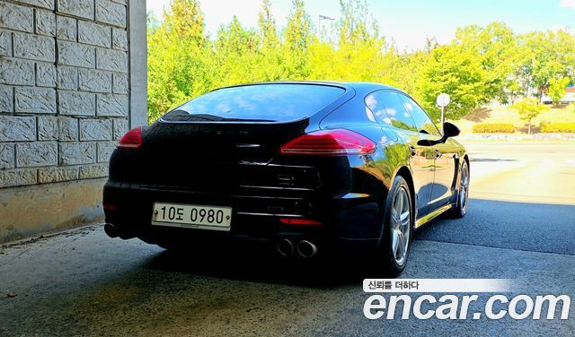 Porsche Panamera 2016 — photo 2