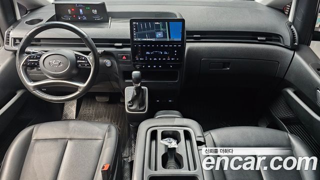 Hyundai Staria 2023 — photo 10