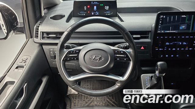 Hyundai Staria 2023 — photo 19