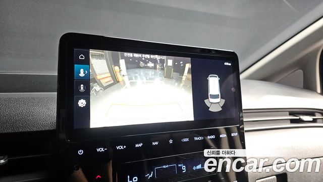 Hyundai Staria 2023 — photo 21