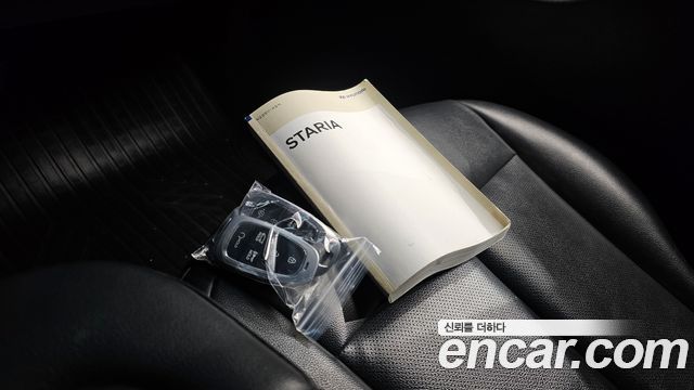 Hyundai Staria 2023 — photo 25