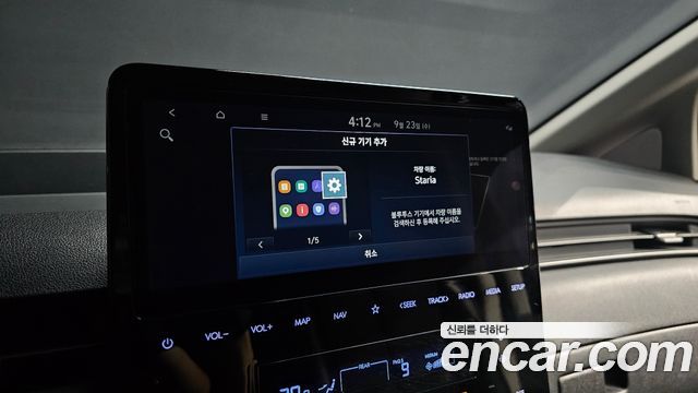Hyundai Staria 2023 — photo 33