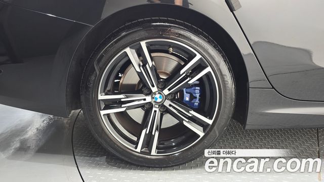 BMW 3-Series 2024 — photo 5