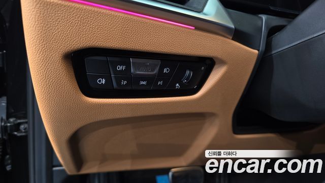 BMW 3-Series 2024 — photo 26