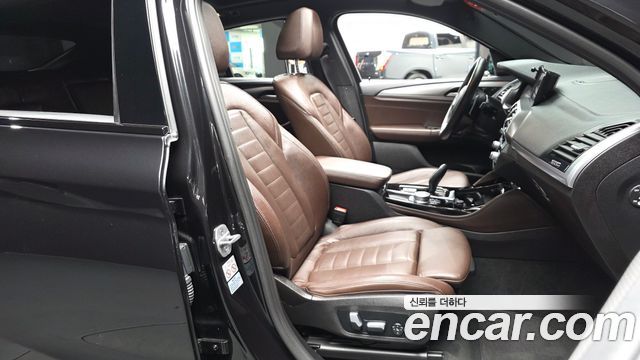 BMW X4 2021 — photo 17