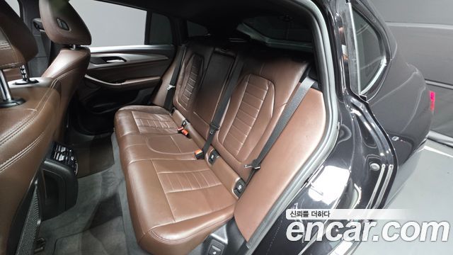 BMW X4 2021 — photo 16