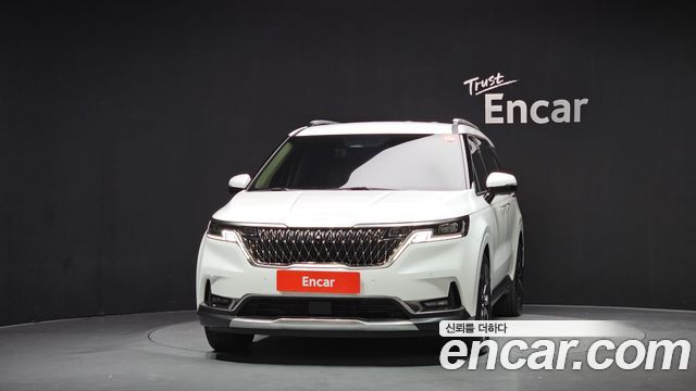 Kia Canival 2023 — photo 3