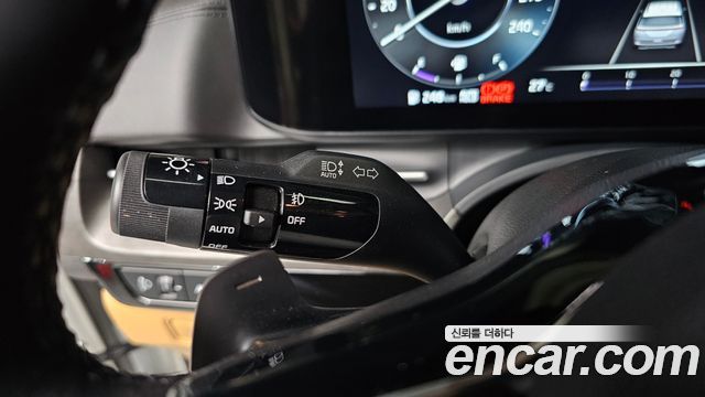 Kia Canival 2023 — photo 27