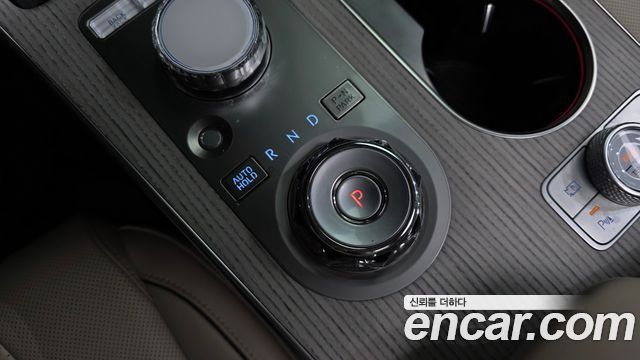 Genesis GV80 2024 — photo 12