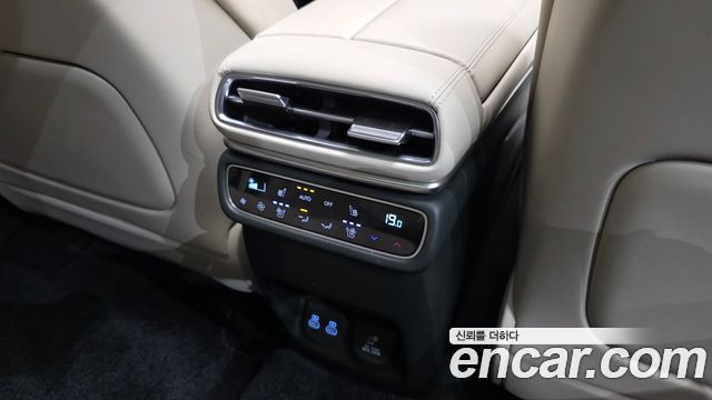Genesis GV80 2024 — photo 31