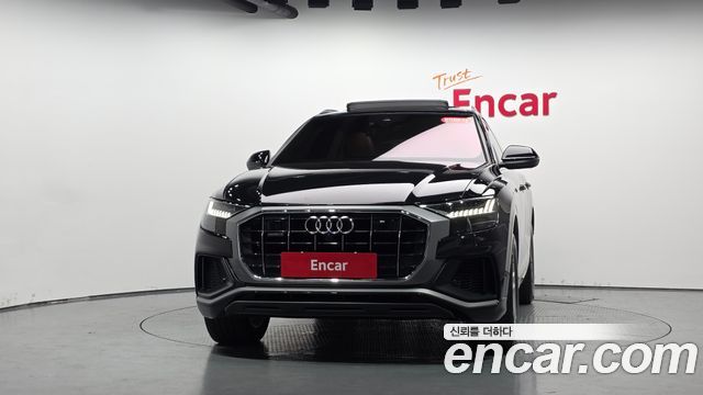 Audi Q8 2021 — photo 3