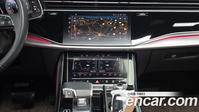 Audi Q8 2021 — photo 19