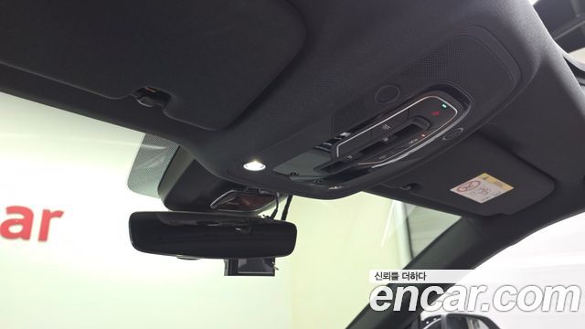 Audi Q8 2021 — photo 24