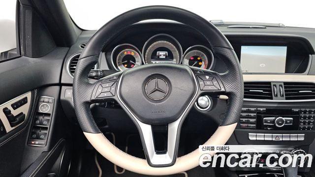 Mercedes-Benz C-Class 2013 — photo 19