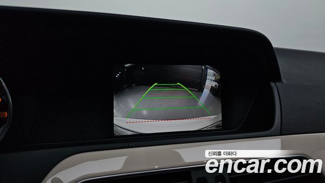 Mercedes-Benz C-Class 2013 — photo 21