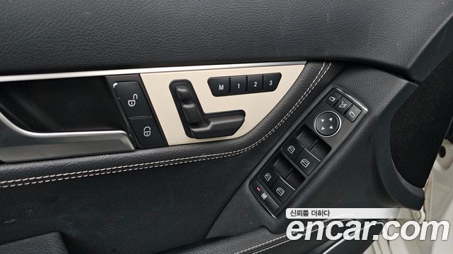 Mercedes-Benz C-Class 2013 — photo 26