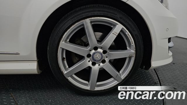 Mercedes-Benz C-Class 2013 — photo 7